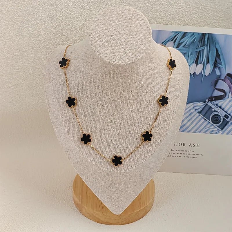 CléoLux™️ Cléo Flowers Necklaces